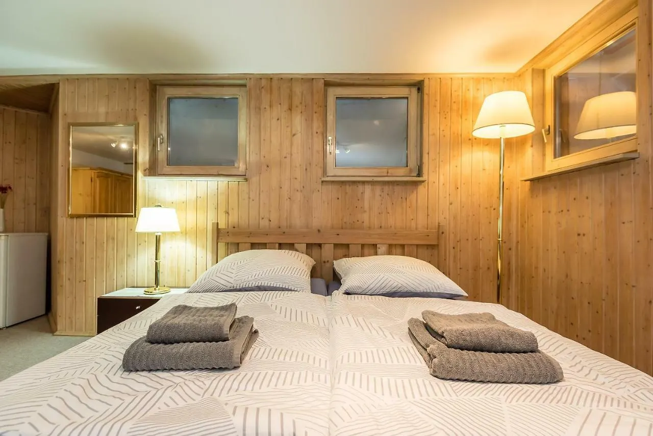 Bed And Breakfast Zeevat Waldperlach Munich Germany