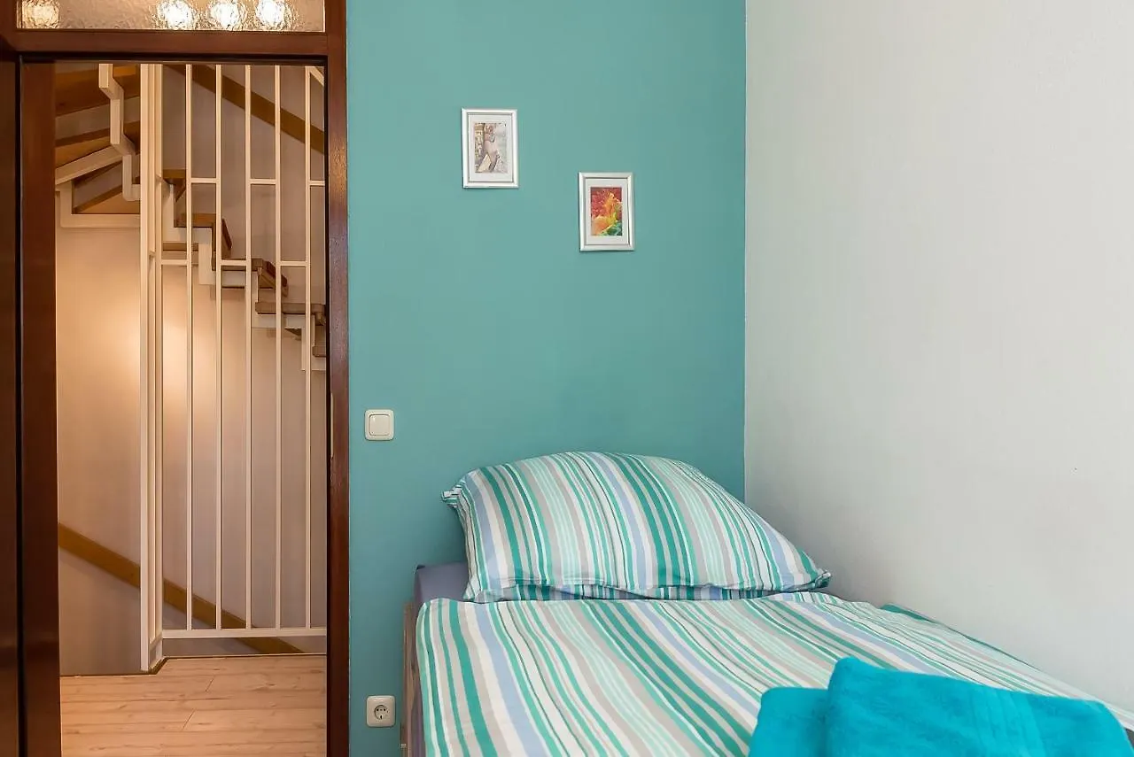 Bed & Breakfast Bed And Breakfast Zeevat Waldperlach Munich