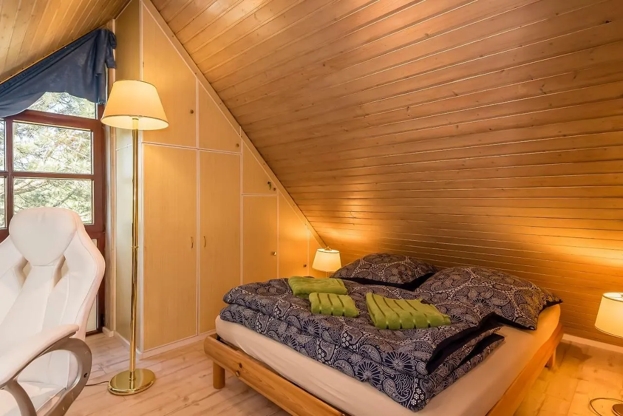 Bed & Breakfast Bed And Breakfast Zeevat Waldperlach Munich