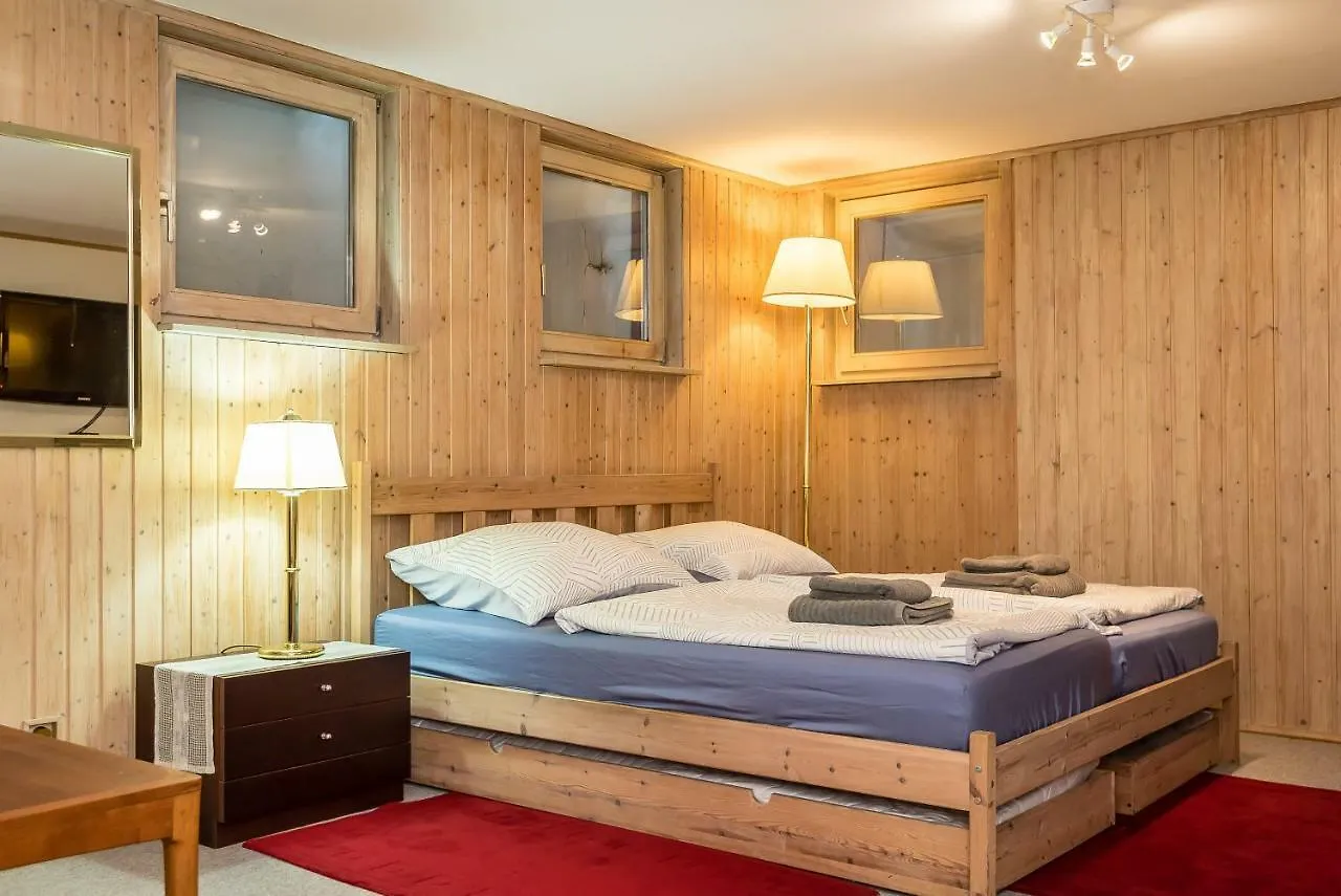Bed & Breakfast Bed And Breakfast Zeevat Waldperlach Munich