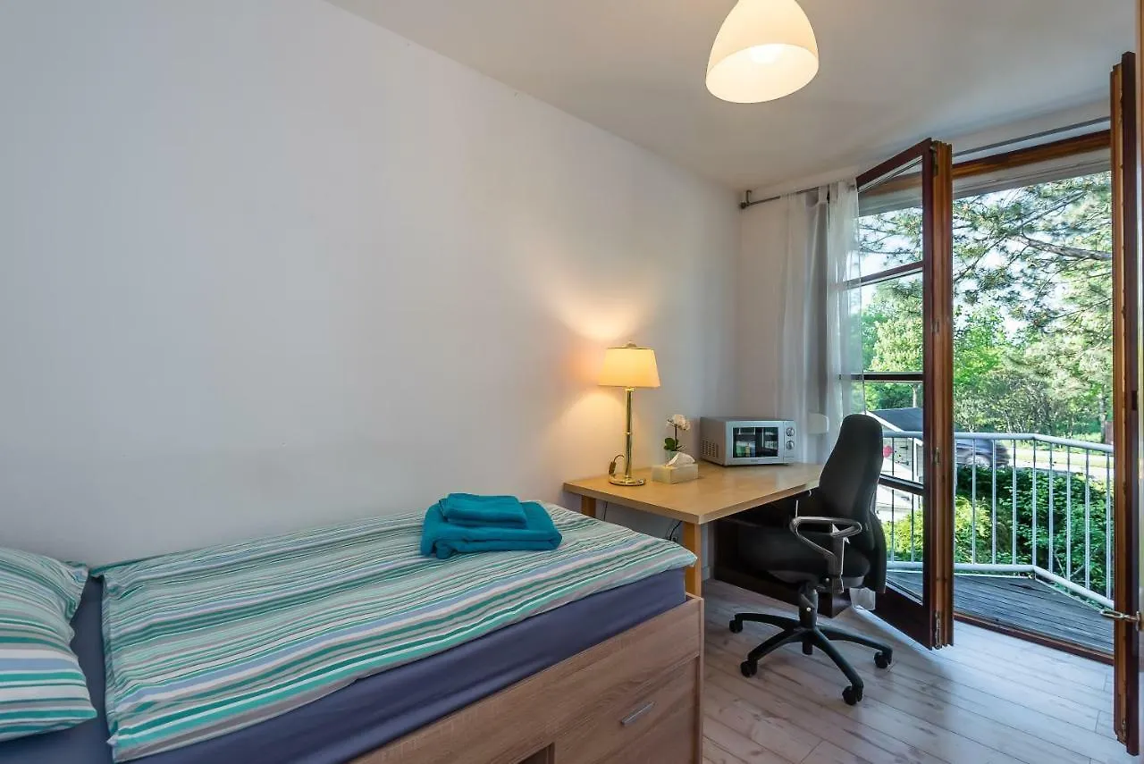 Bed & Breakfast Bed And Breakfast Zeevat Waldperlach Munich
